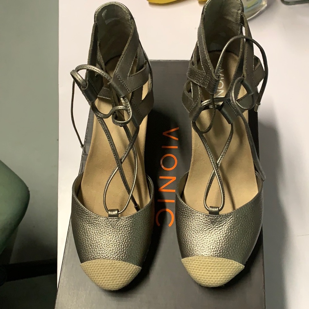 Vionic Heel Sandals - Picture 1 of 6